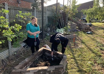 Orchard Leaders - Brick Planters