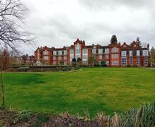 Newnham Grounds02